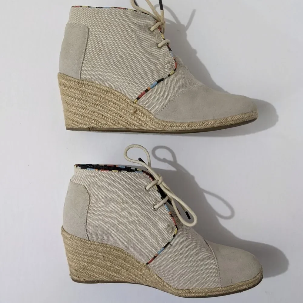 TOMS Womens 9.5 Wedges Tan Booties Whisper Desert Wedge Boot 9 1/2 Suede Shoes